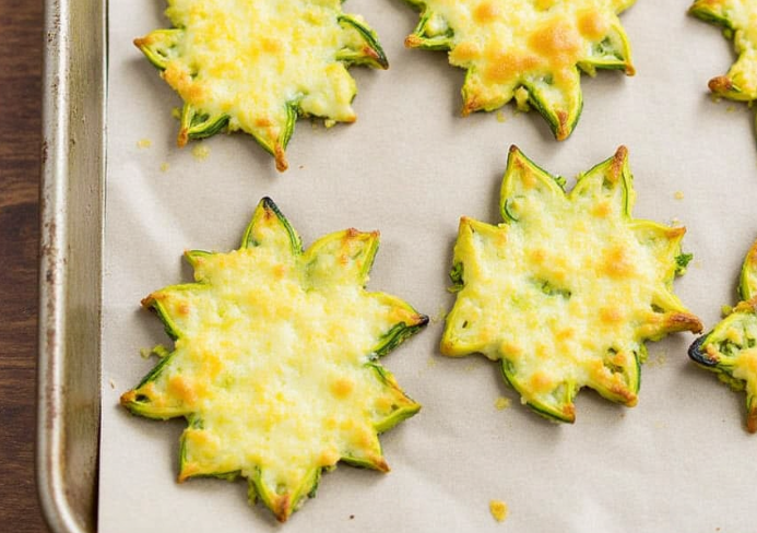 Zucchini Cheese Crisps