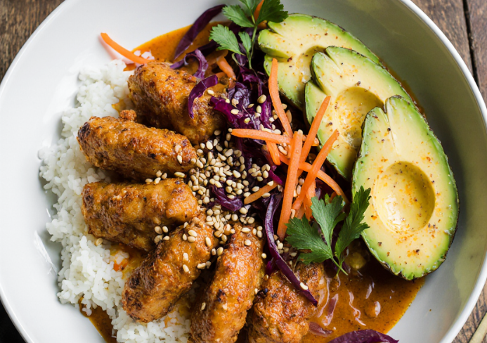 Bang Bang Chicken Bowl: The Ultimate Spicy-Sweet Rice Bowl