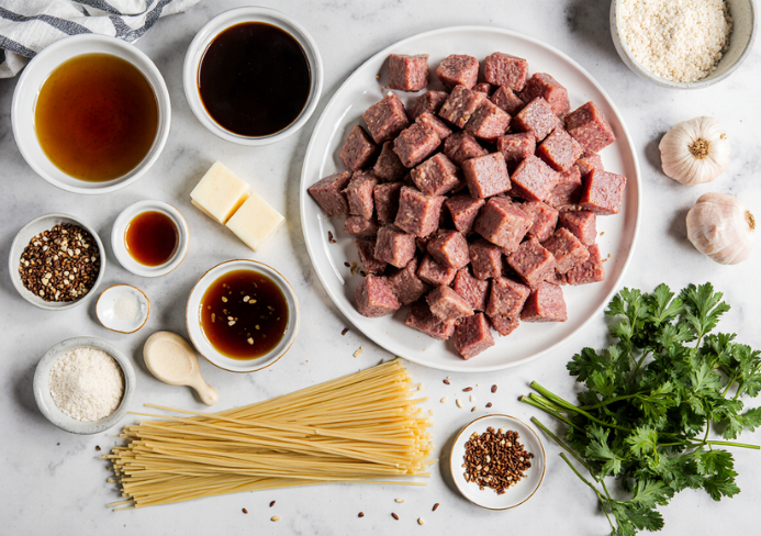 garlic steak pasta