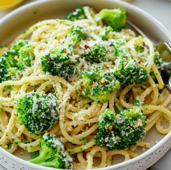 Easy Healthy Broccoli Pasta