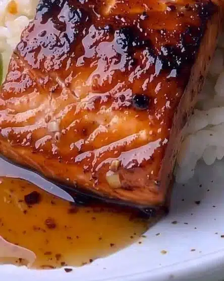 Healthy baked salmon recipes for the Keto diet in 2025
