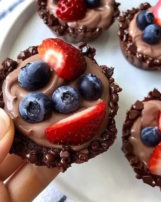 Healthy chocolate cookie cups filled with delicious chocolate filling