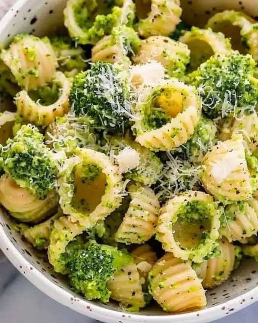 Plate of easy healthy broccoli pasta with vibrant green broccoli florets