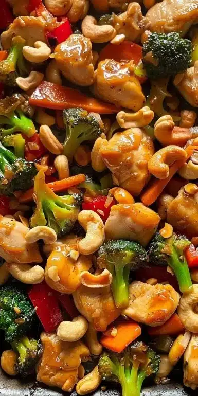 Easy Sheet Pan Cashew Chicken